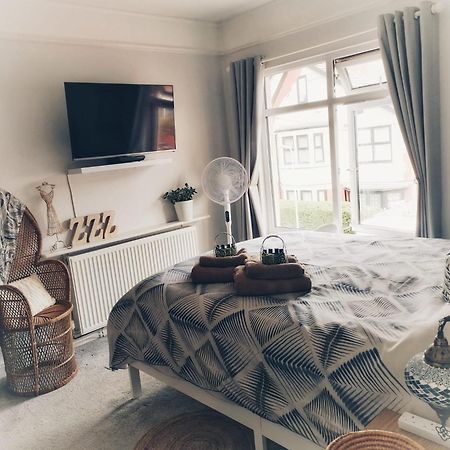 Aqua View, New Brighton Beach - 1 Bedroom Apartment #Liverpool #Beatles Exterior foto
